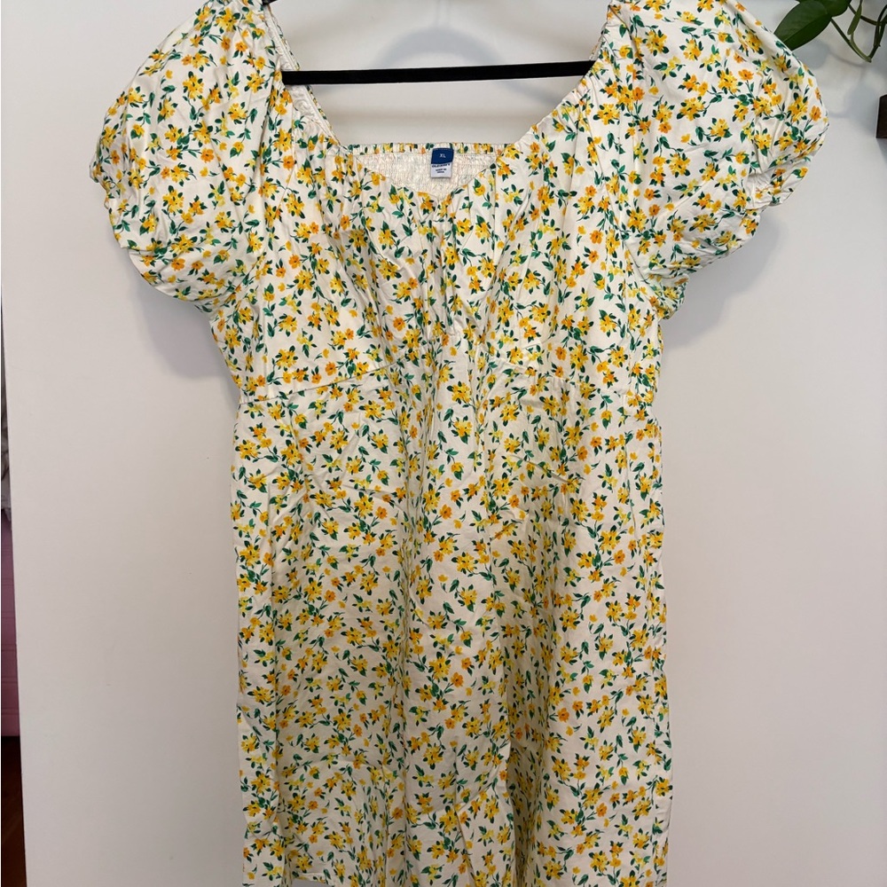 Floral Puff Sleeve Dress